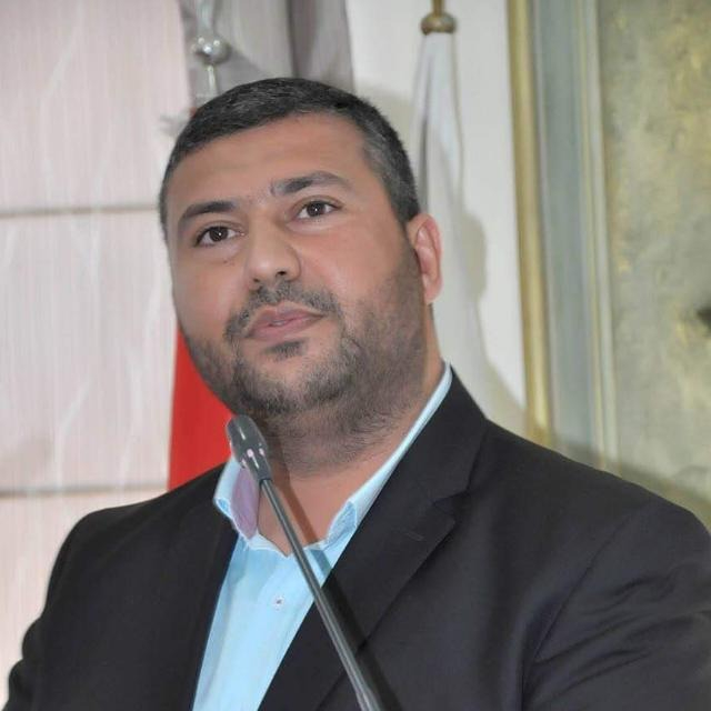 الدكتور نادر جمعة