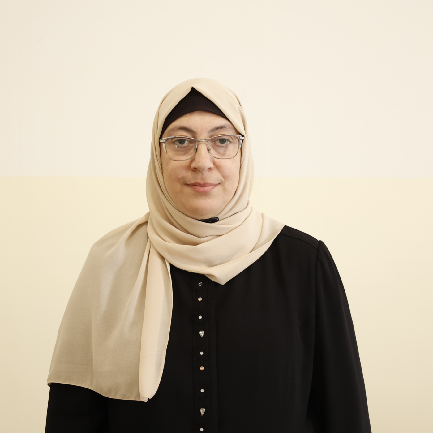 السيدة مريم خليل الميس