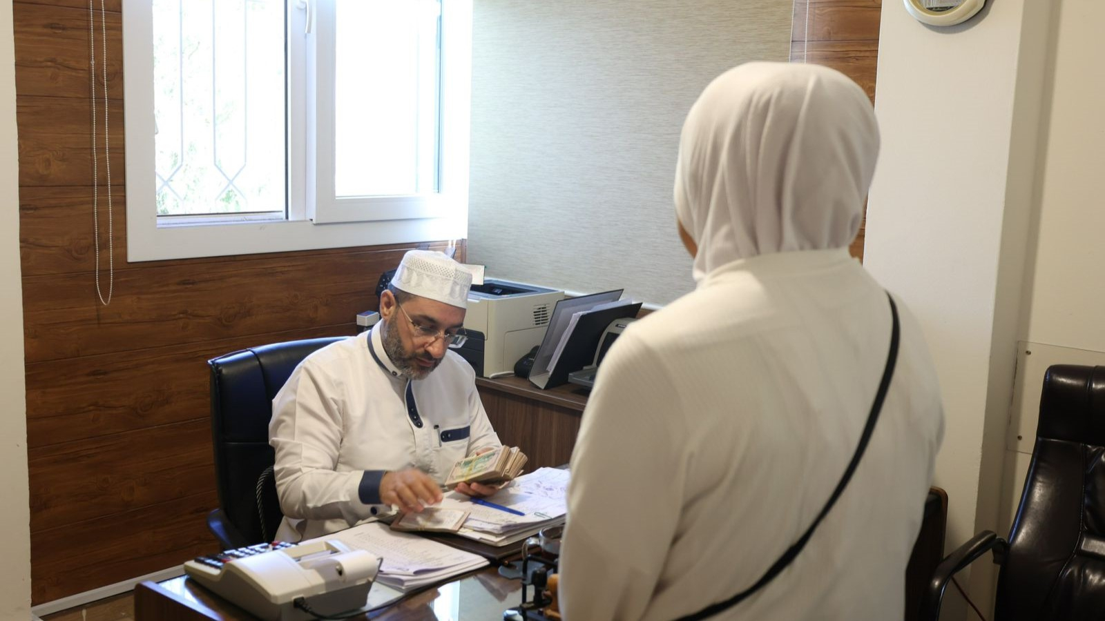  صندوق الزكاة فرع البقاع يُوزع مخصصات الصرف الدائم